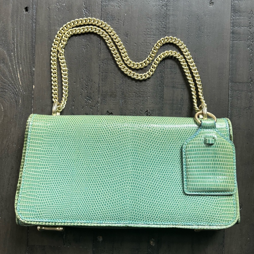 Green Lizard-Texture Shoulder Bag with Gold Chain